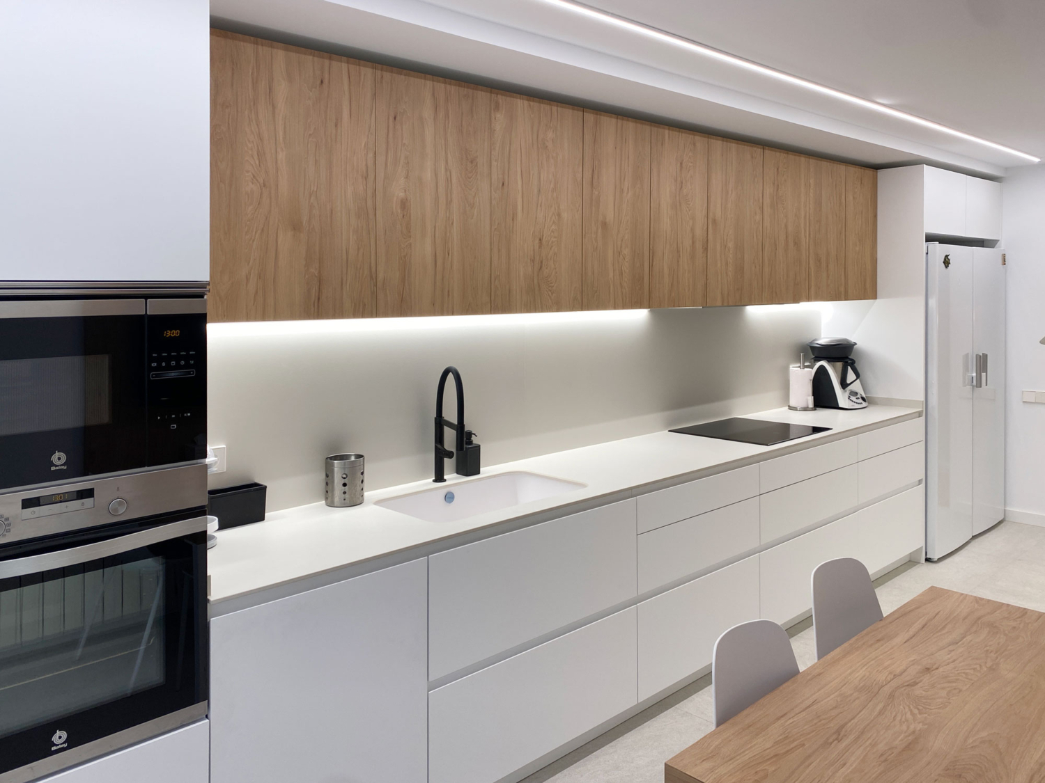 saitra-cocinas-blanc-interiorisme-12