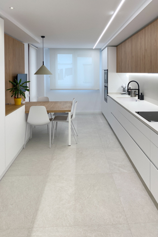 saitra-cocinas-blanc-interiorisme-16