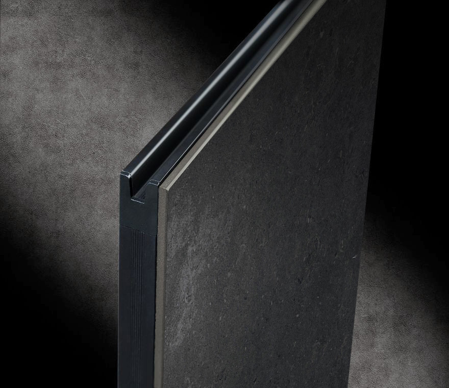 iona_detalle-beren-black-slide